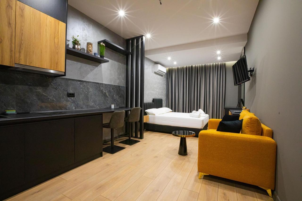 Dea'S Apartaments Тирана Екстер'єр фото