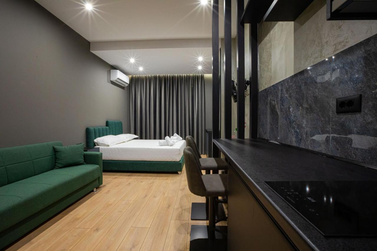 Dea'S Apartaments Тирана Екстер'єр фото
