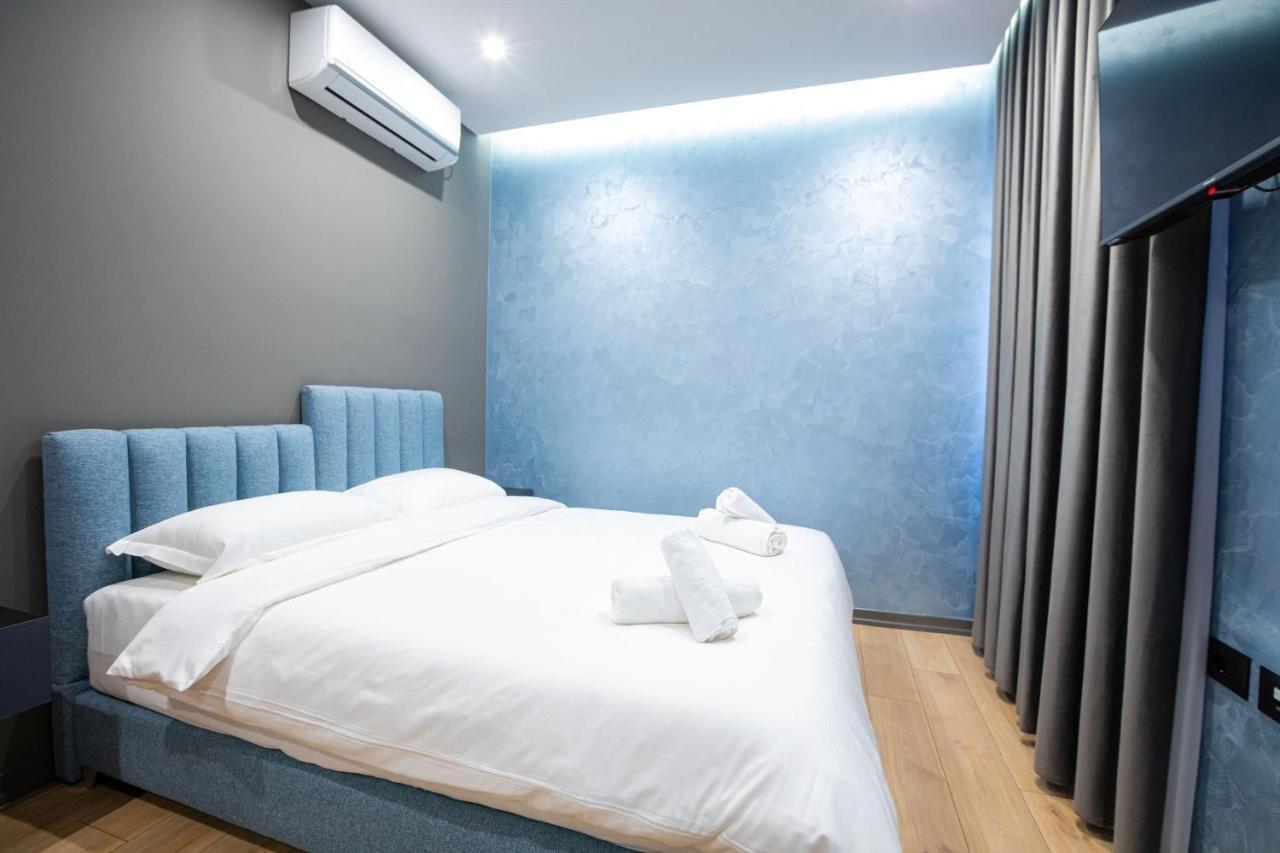 Dea'S Apartaments Тирана Екстер'єр фото