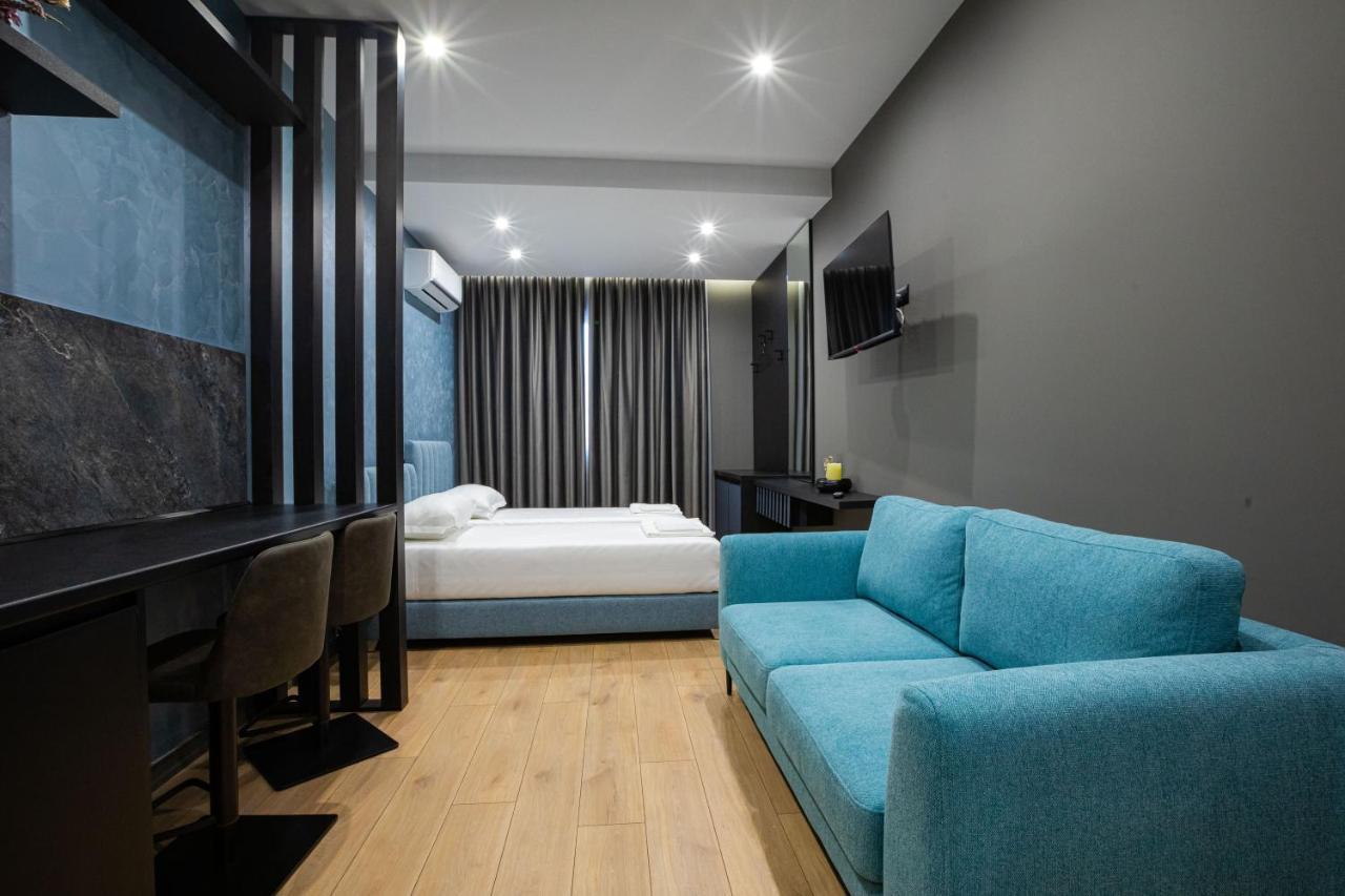 Dea'S Apartaments Тирана Екстер'єр фото