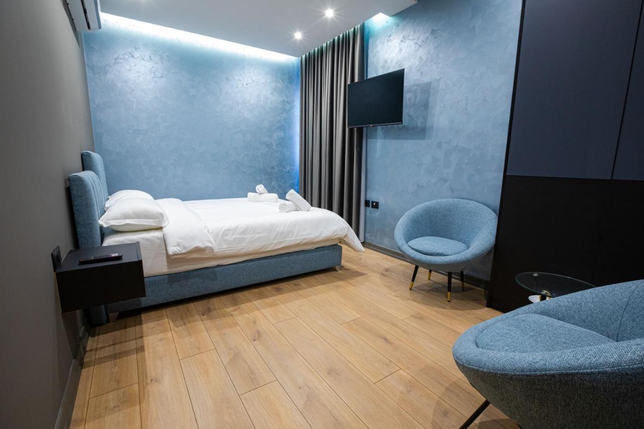 Dea'S Apartaments Тирана Екстер'єр фото