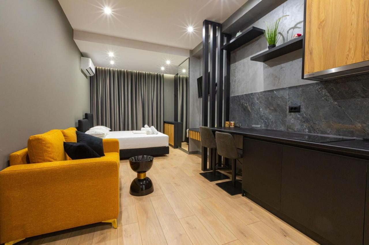 Dea'S Apartaments Тирана Екстер'єр фото
