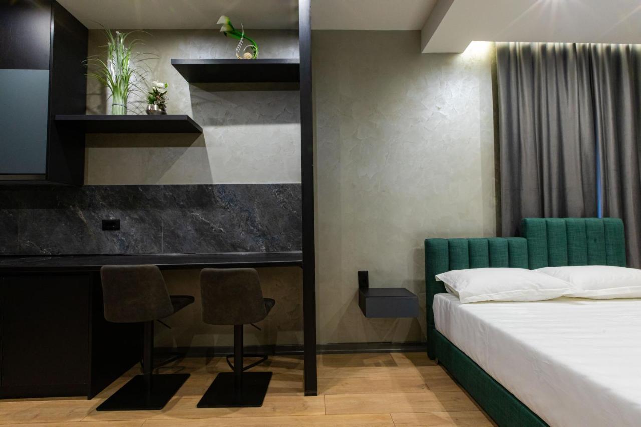 Dea'S Apartaments Тирана Екстер'єр фото