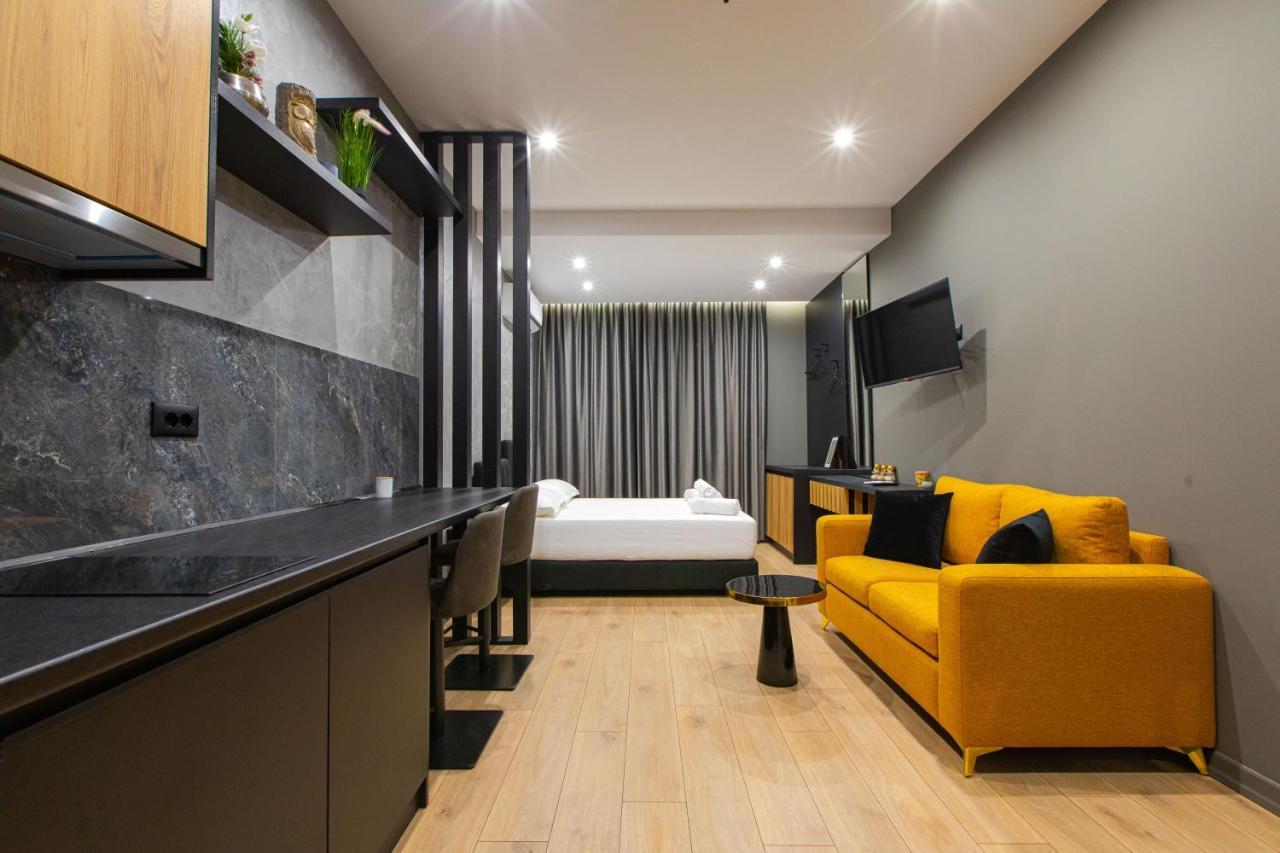 Dea'S Apartaments Тирана Екстер'єр фото